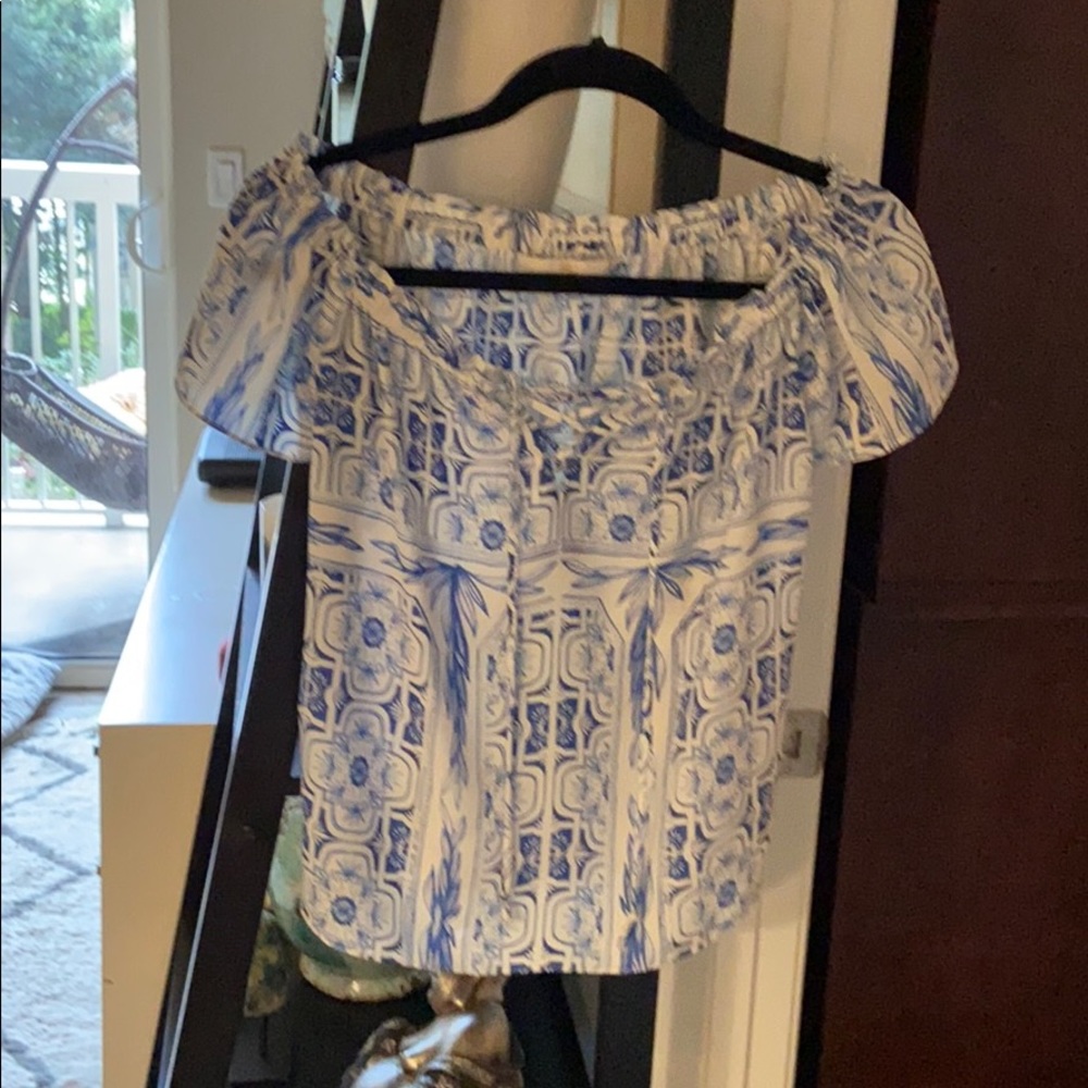 Woman’s top